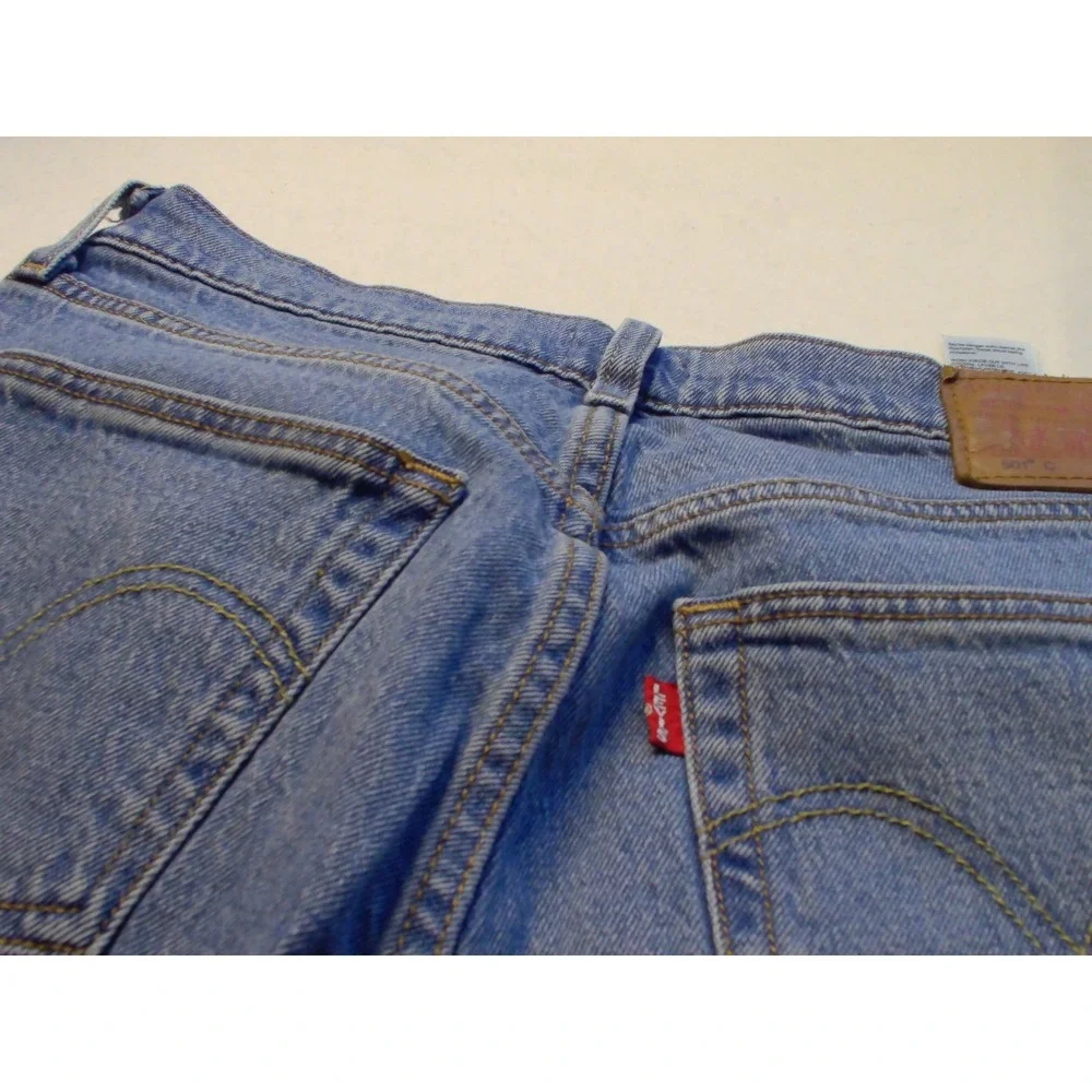 Levis 501 Curve Womens Straight Leg Jeans Blue Medium Denim W30 L30‎ Button Fly